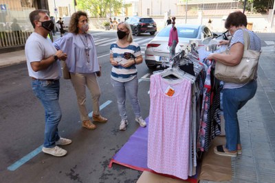 Comerços i entitats celebren el Pàrking Day als carrers de Lleida 