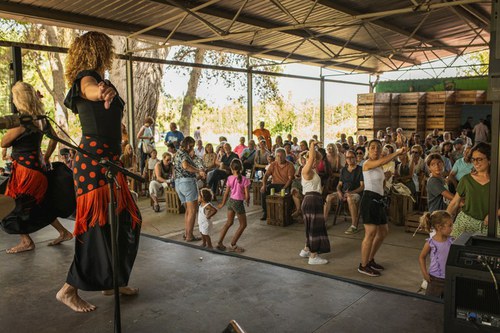 Imatge de la notícia El ritme del Garrotín posa el punt i final al cicle d’estiu de l’Art a l'Horta