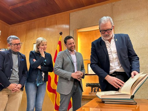 Imatge de la notícia Fèlix Larrosa: “L’eix Lleida-Tarragona és prioritari per potenciar els sectors estratègics del territori, la promoció econòmica, l’agroindústria i el turisme”