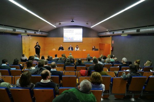 Imatge de la notícia L’alcalde Larrosa: “Amb el Pla de Mobilitat Urbana Sostenible de Lleida volem posar les persones al centre per millorar la seva qualitat de vida”