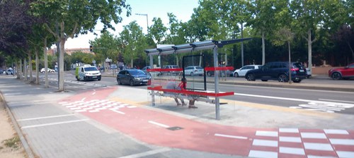 Imatge de la notícia La Paeria finalitza les obres del nou tram de carril bici a l’avinguda Alcalde Rovira Roure