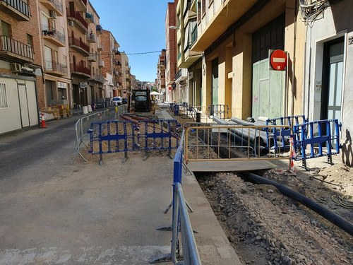 Imatge de la notícia La Paeria renova la xarxa d’aigua i clavegueram del carrer Corts Catalanes