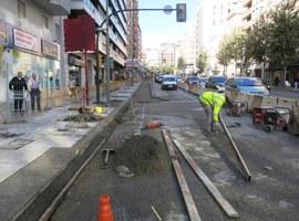 Imatge de la notícia Les obres de pavimentació de l’avinguda Catalunya es completaran aquesta nit 