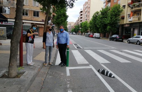 Imatge de la notícia Finalitzat el nou carril bici a l’av. de València 