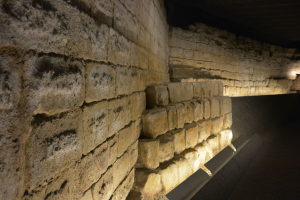 Diumenges d'arqueologia. 28N Les muralles d'Anselm Clave, 47