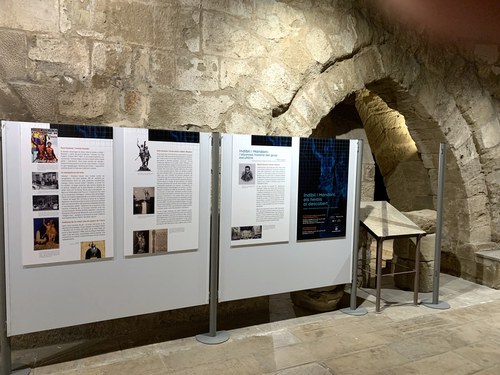 Imatge de la notícia En marxa l'exposició "Indíbil i Mandoni, els herois al descobert. Origen i restauració del conjunt escultòric (1946-2021)" 