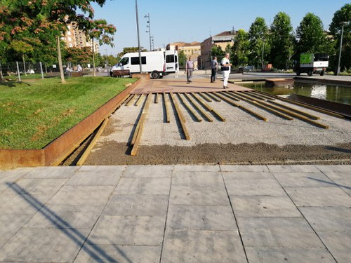 Imatge de la notícia Inici de la segona fase dels treballs de millora del paviment al Parc de les Vies