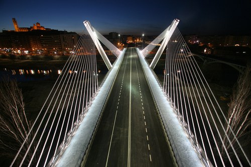 Imatge de la notícia La Paeria millora el nivell lumínic del pont de Príncep de Viana 