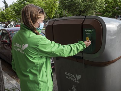 El reciclatge de residus arriba al 70% en el primer mes de funcionament del nou sistema porta a porta a Pardinyes i Balàfia 