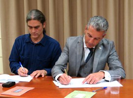 Imatge de la notícia La Paeria i els APIs de Lleida signen un acord de col·laboració per destinar habitatges a lloguer social 