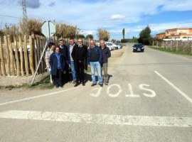 Imatge de la notícia La Paeria inicia la campanya de manteniment dels camins de l’Horta de Lleida amb actuacions de millora de la senyalització horitzontal