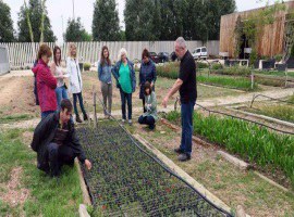 Taller sobre tècniques per a reproduir plantes a la Brigada Municipal de Jardineria a Copa d’Or