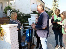 Visites domiciliàries als 1.200 habitatges de Ciutat Jardí i Vila Montcada per explicar el nou sistema de recollida domiciliària de residus porta a porta